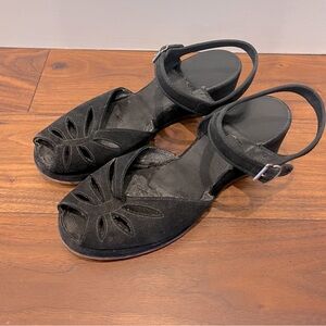 Vintage 1940s suede Black Women's Sandals cut outs 8/8.5